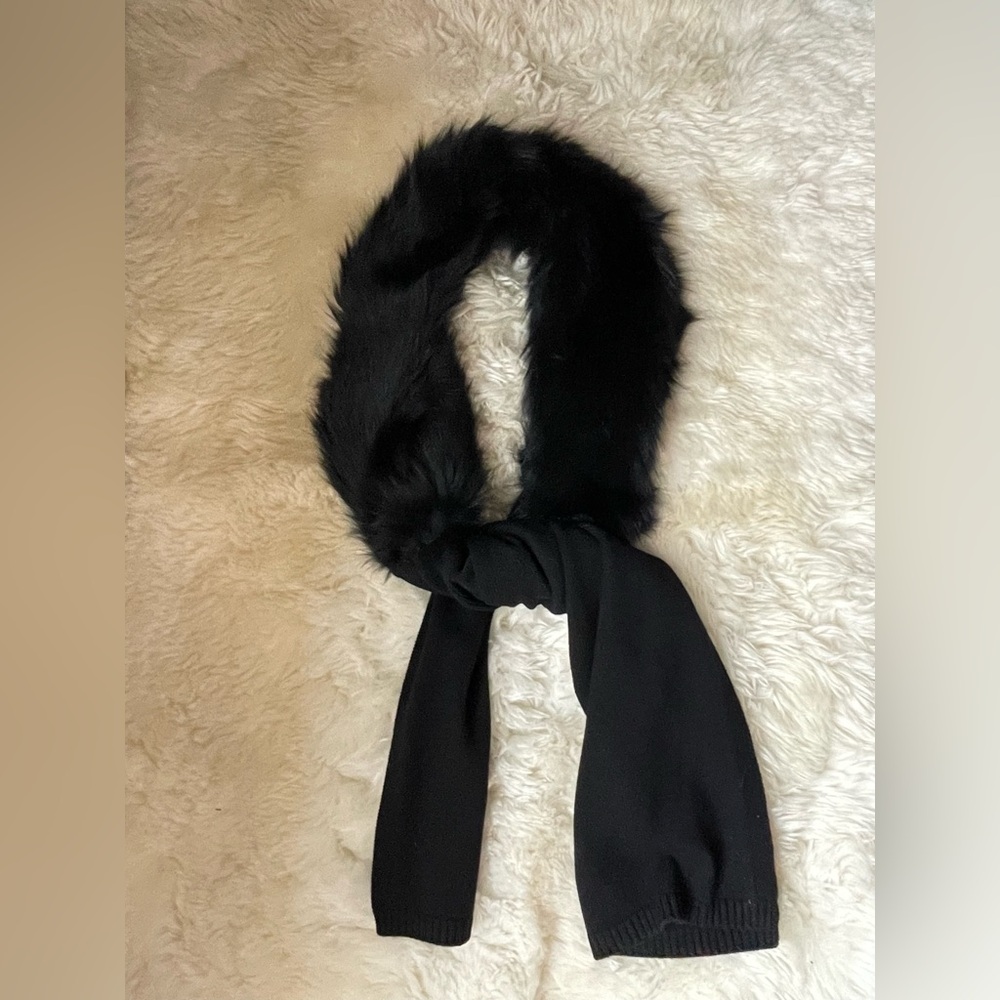 BNWOT Tory Burch black cashmere fox fur scarf / stole